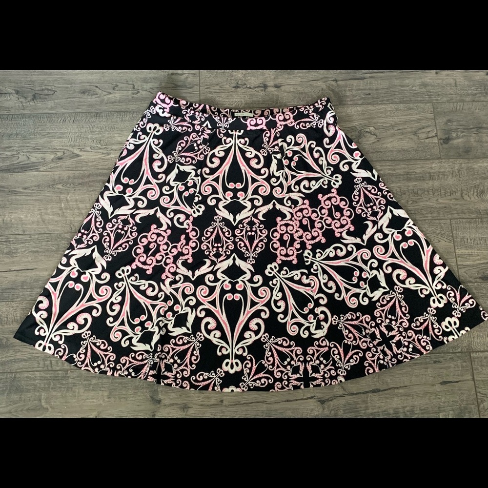 Cato Fashions Black,White&Pink Swirl A-Line Skirt